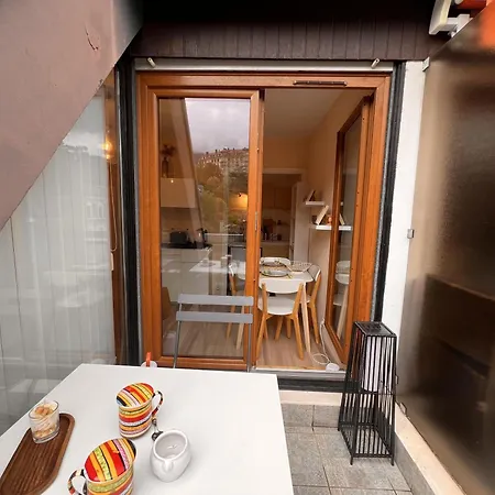 Belle Vue Apartment *